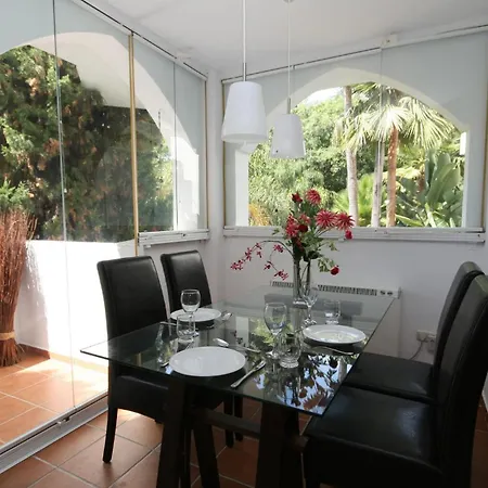 Lovely Apartment In Marbella-Las Chapas