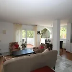Lovely In Marbella-las Chapas Apartament Marbella