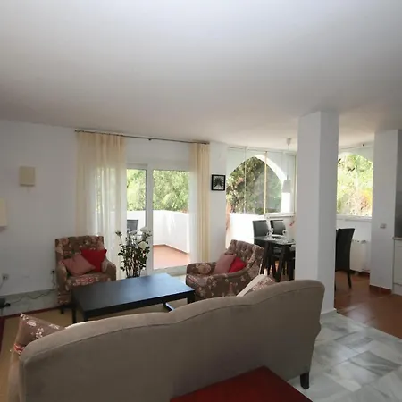 Lovely In Marbella-las Chapas Апартаменти Марбелья